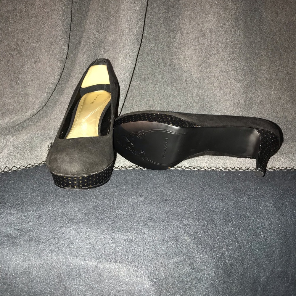 Shoes - Picture 2 of 3